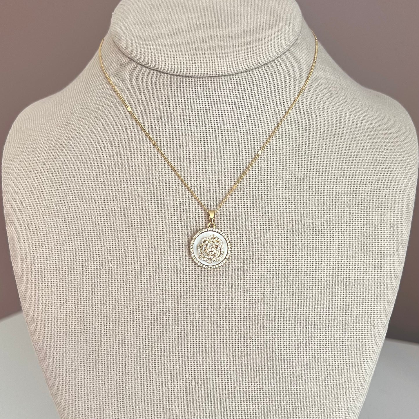 **CLEARANCE** The Petite Fleur Necklace